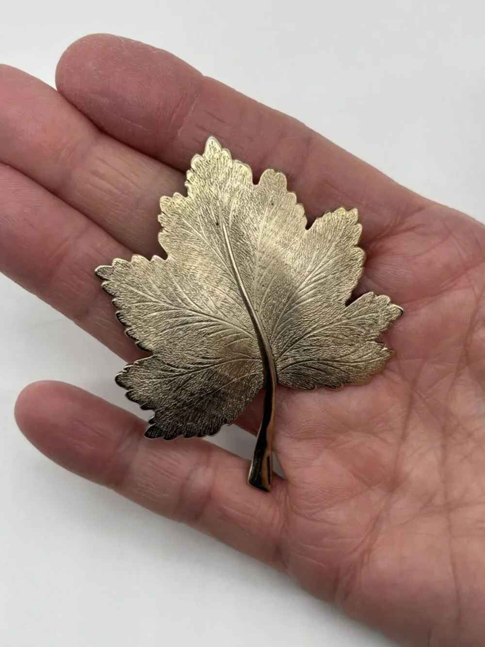 Vintage Giovanni Maple Leaf Brooch Gold Tone Matte Textured 1960s 70s and Signed